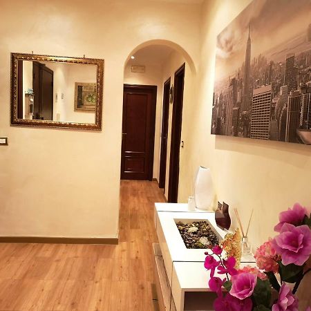 La Casa Della Sposa Apartment Trani Exterior foto