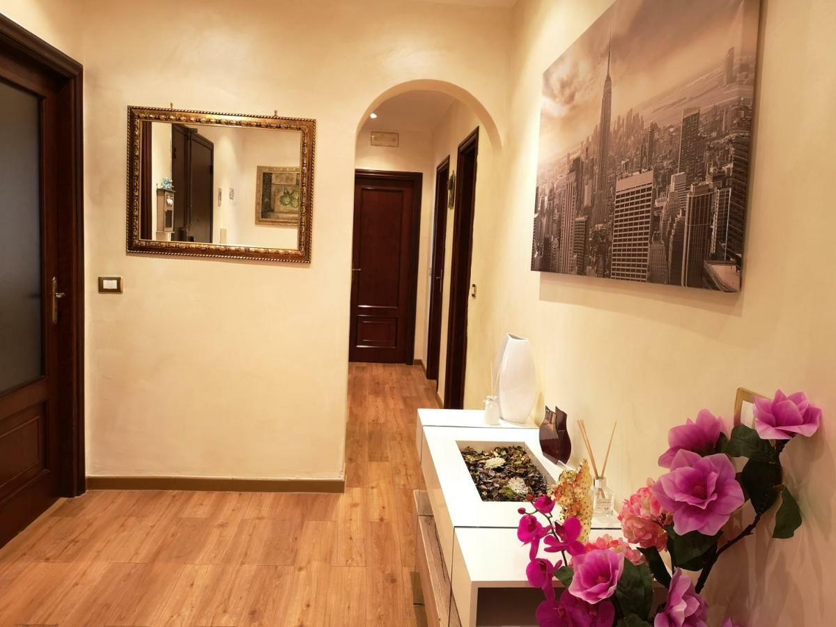 La Casa Della Sposa Apartment Trani Exterior foto
